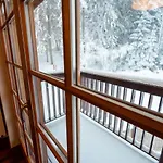 Apartman Lola *