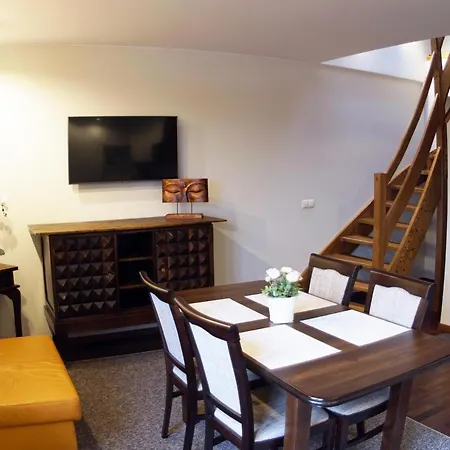 Apartament Lola