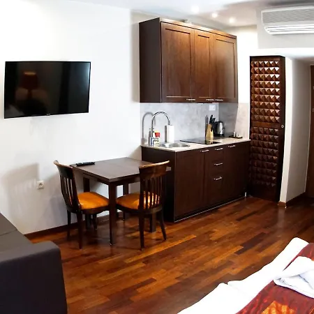 Apartament Lola *