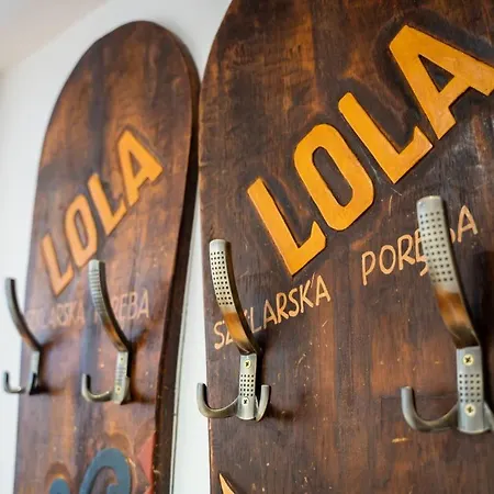 Lola Апартаменты *