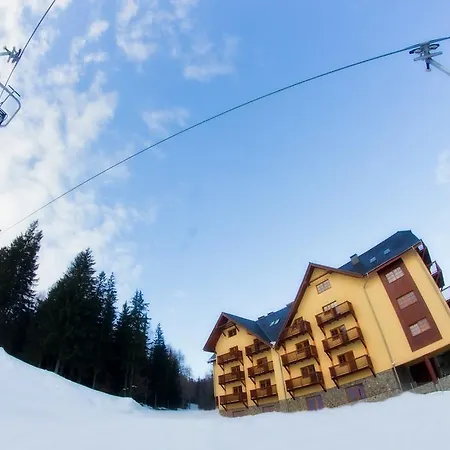 Lola Апартаменты *