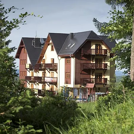 Lola * Шклярска-Поремба