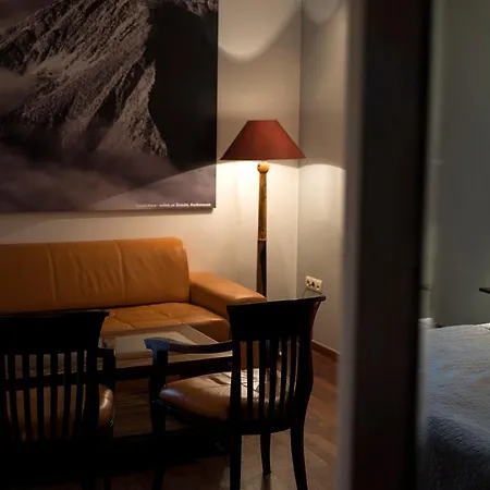 Lola Апартаменты *